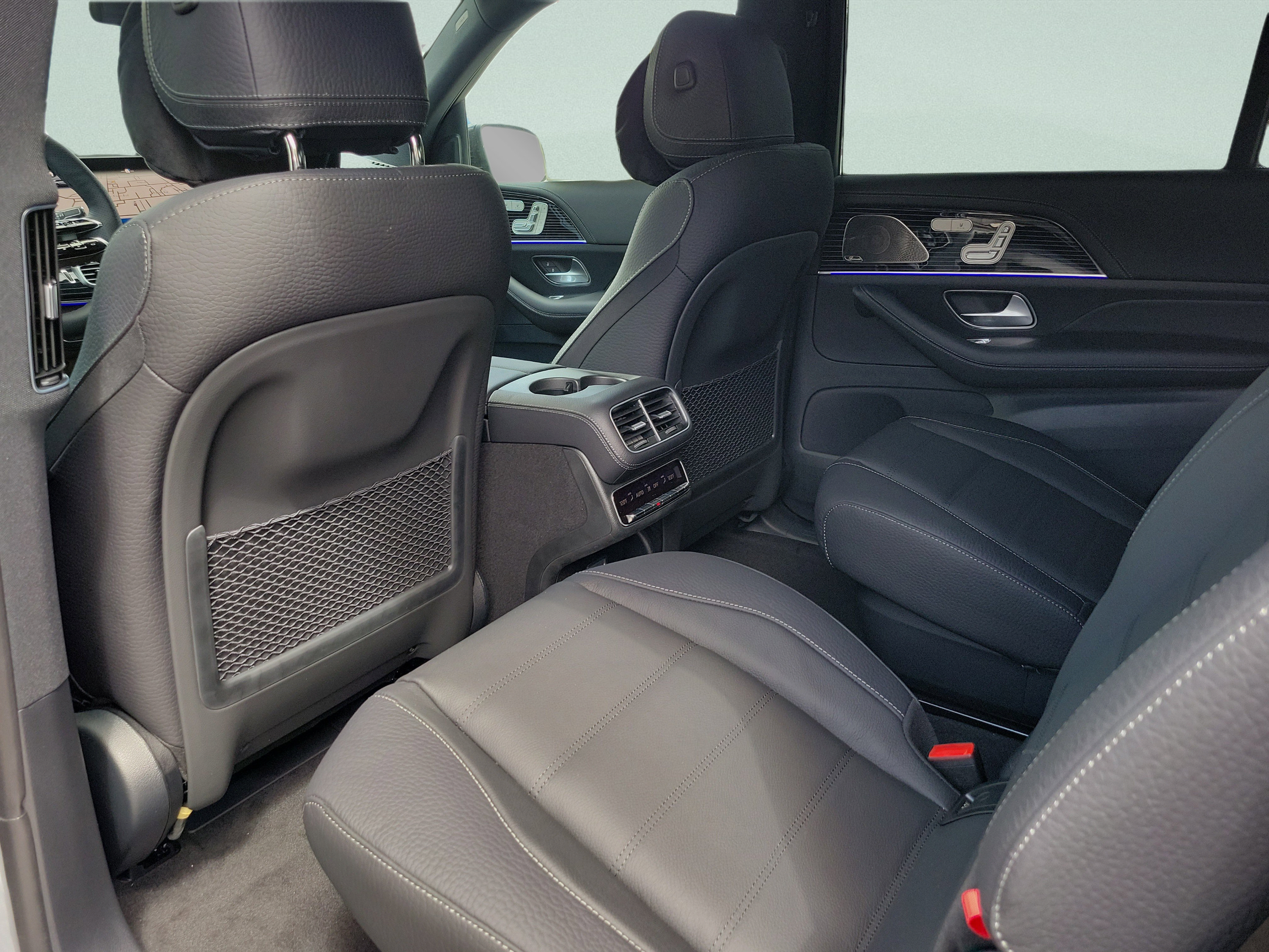 New 2026 Mercedes-Benz GLS 580 4MATIC image 10