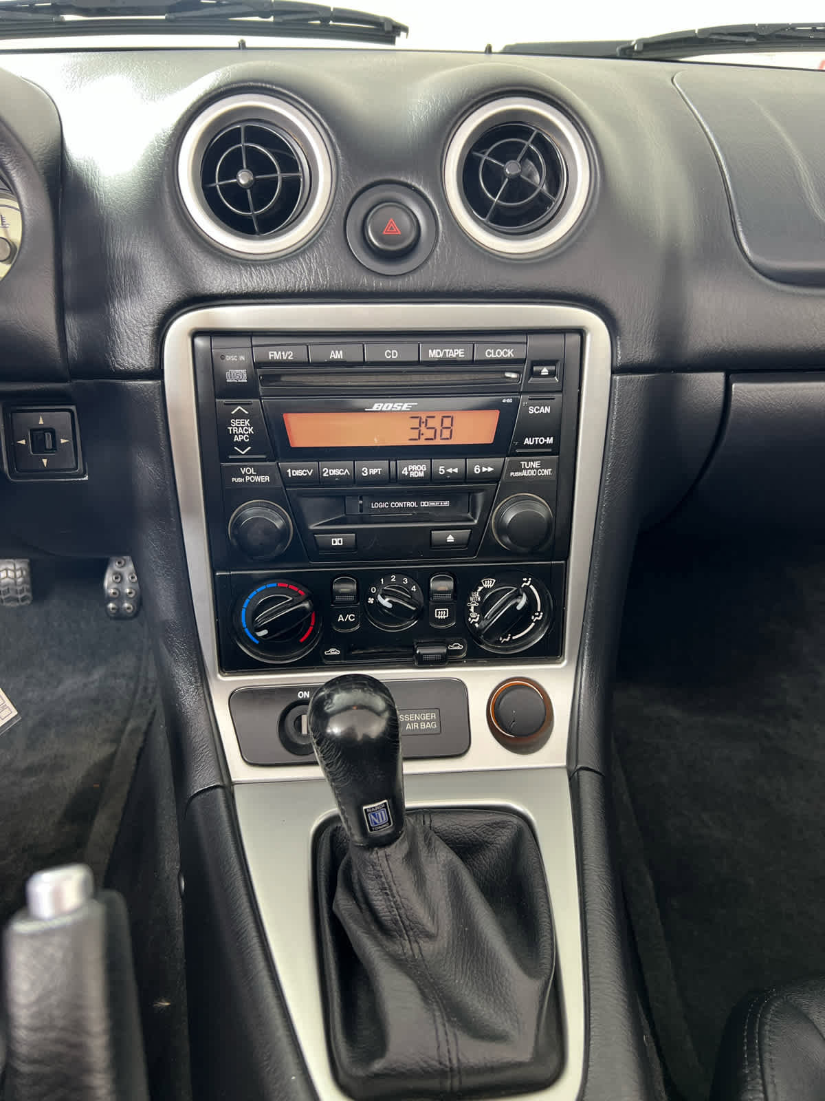 Used 2003 MAZDA MX-5 Miata LS image 11