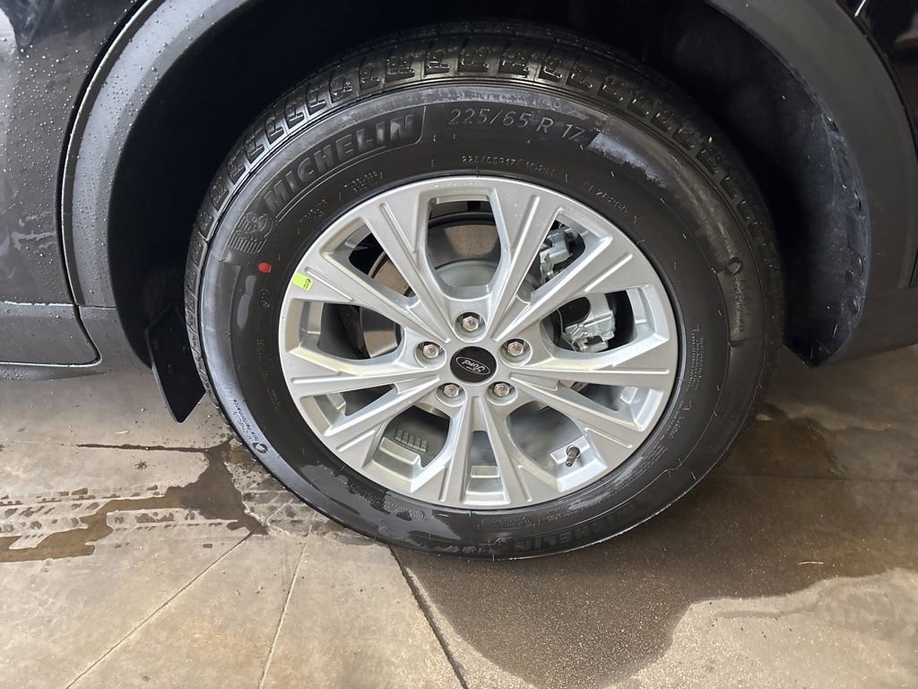 New 2026 Ford Escape Active w/ Cold Weather Package image 10