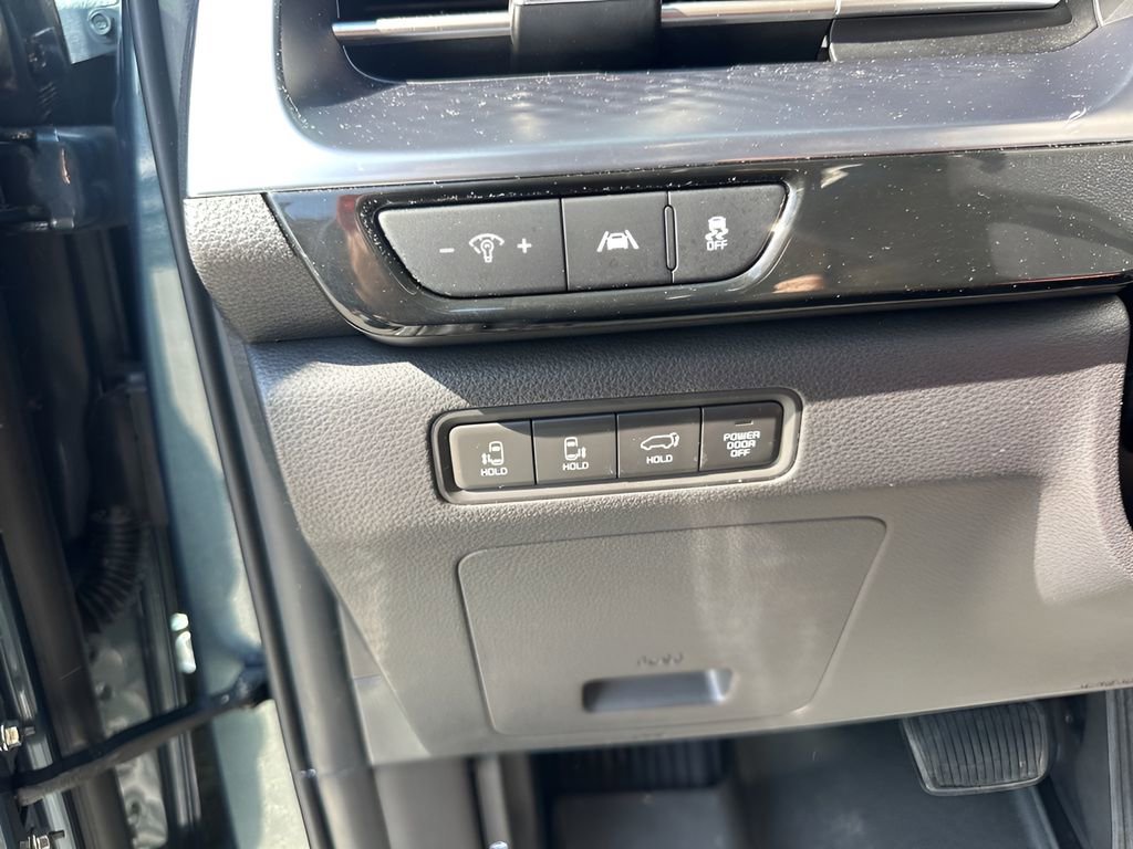 Used 2024 Kia Carnival SX Prestige FWD image 28