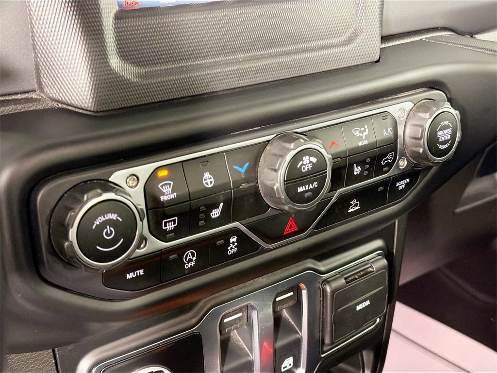 Used 2022 Jeep Wrangler Willys image 15