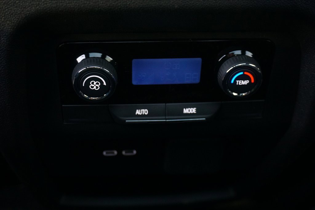 New 2026 Chevrolet Traverse LT w/ Sun and Wheel Package image 28