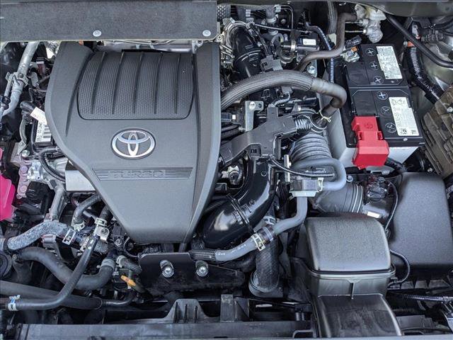 Used 2024 Toyota Highlander XLE image 26