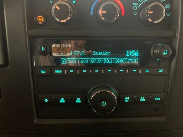 New 2025 Chevrolet Express 3500 Work Van w/ Driver Convenience Package image 30