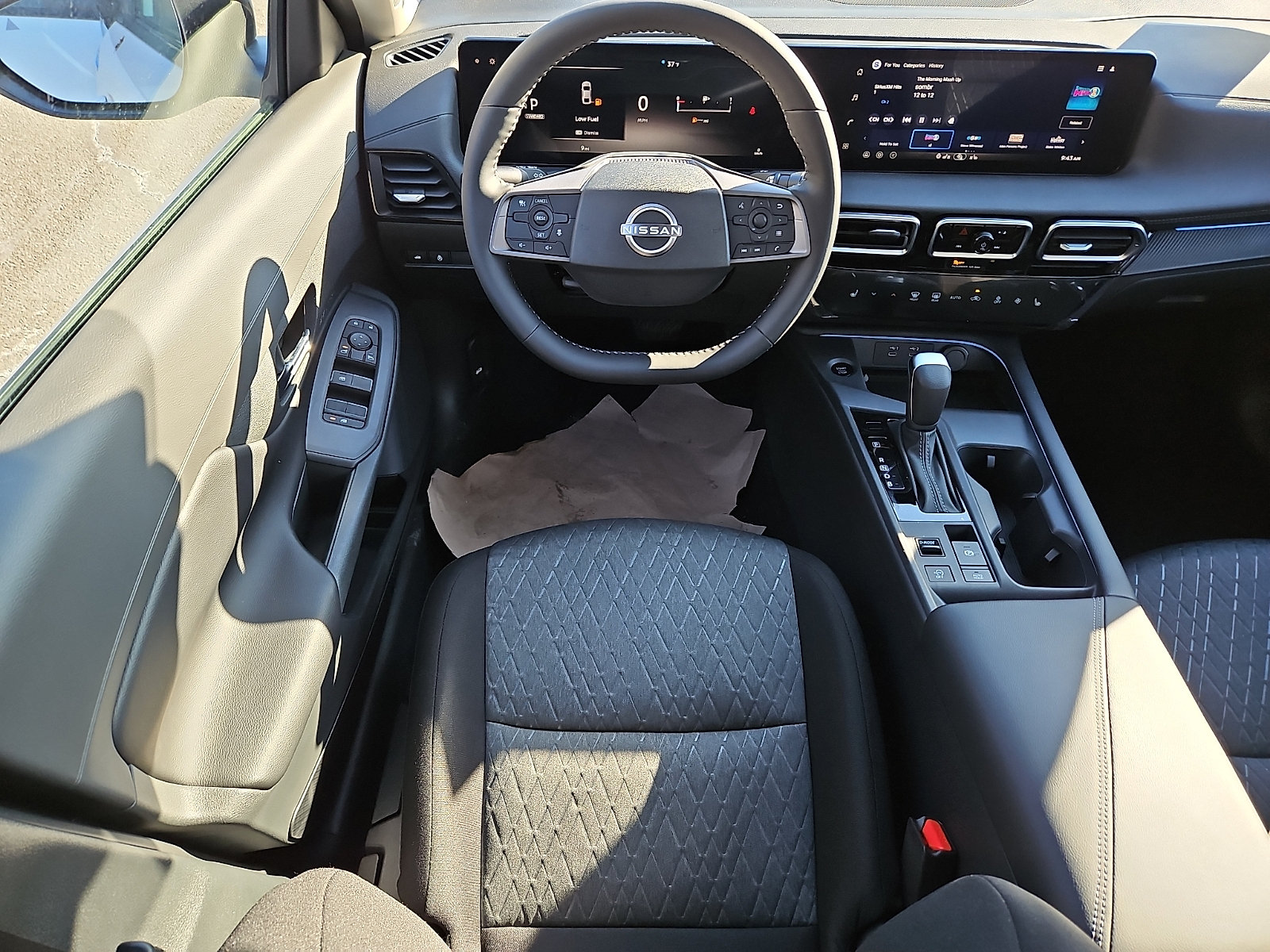 New 2026 Nissan Sentra SV w/ SV Convenience Package FWD image 10