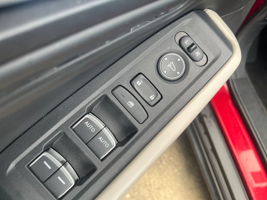 Used 2023 Honda Accord EX image 11