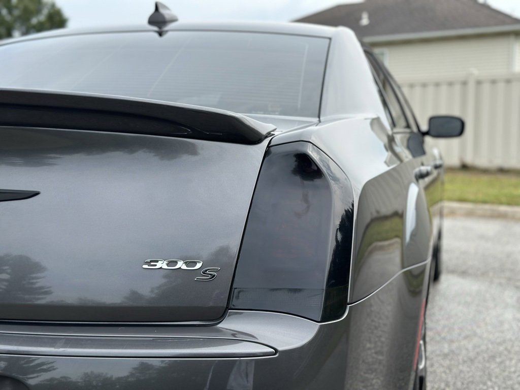 Used 2018 Chrysler 300 S image 11