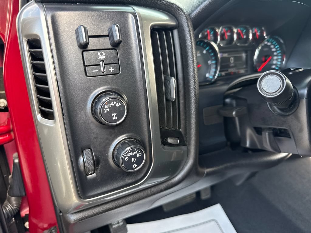 Used 2019 Chevrolet Silverado 1500 LT w/ All Star Edition AWD/4WD image 30