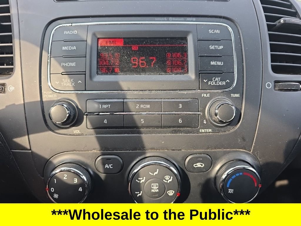 Used 2016 Kia Forte LX image 24