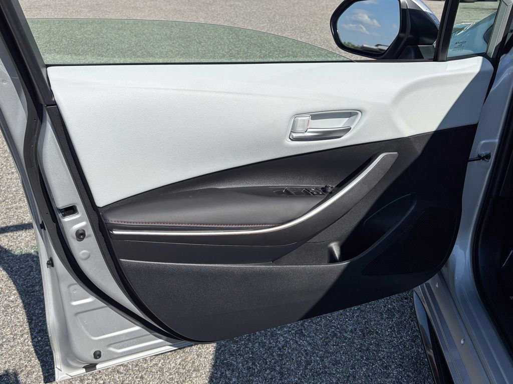 Used 2024 Toyota Corolla SE FWD image 15
