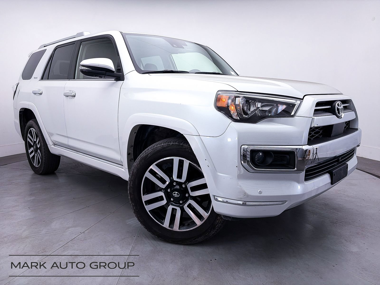 Used 2024 Toyota 4Runner Limited AWD/4WD image 1