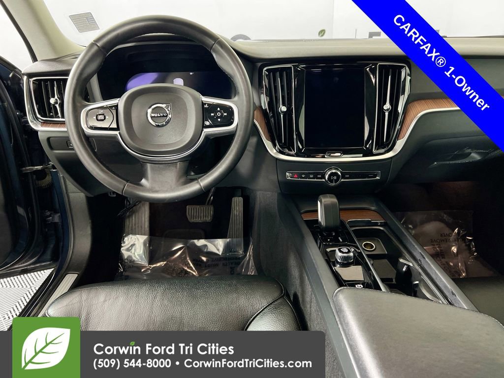 Used 2024 Volvo S60 B5 Plus image 27