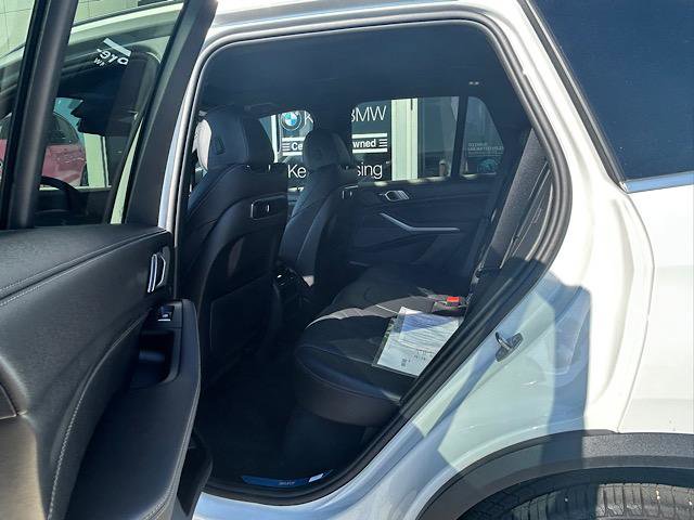Certified 2024 BMW X5 xDrive40i w/ Premium Package image 24