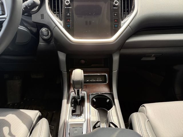 Certified 2025 Subaru Ascent Touring AWD/4WD image 11