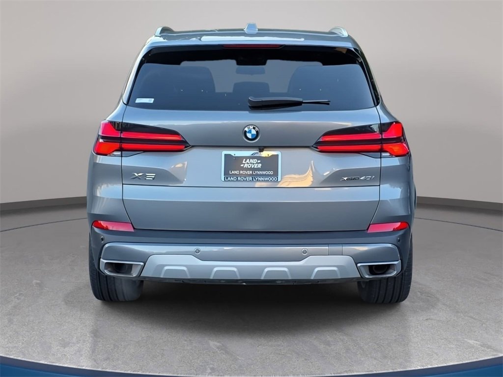 Used 2025 BMW X5 xDrive40i w/ Climate Comfort Package image 7