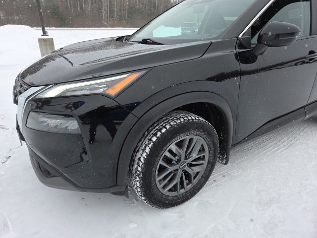 Used 2022 Nissan Rogue S image 28