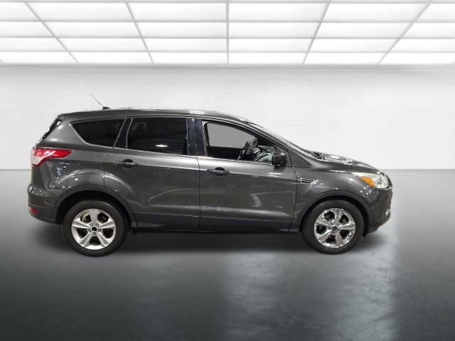 Used 2015 Ford Escape SE FWD image 3