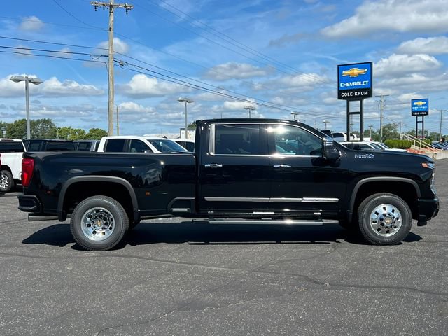 New 2026 Chevrolet Silverado 3500 High Country w/ Technology Package AWD/4WD image 49