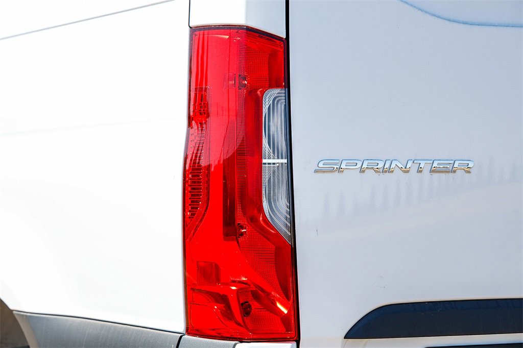 New 2025 Mercedes-Benz Sprinter 2500 image 8
