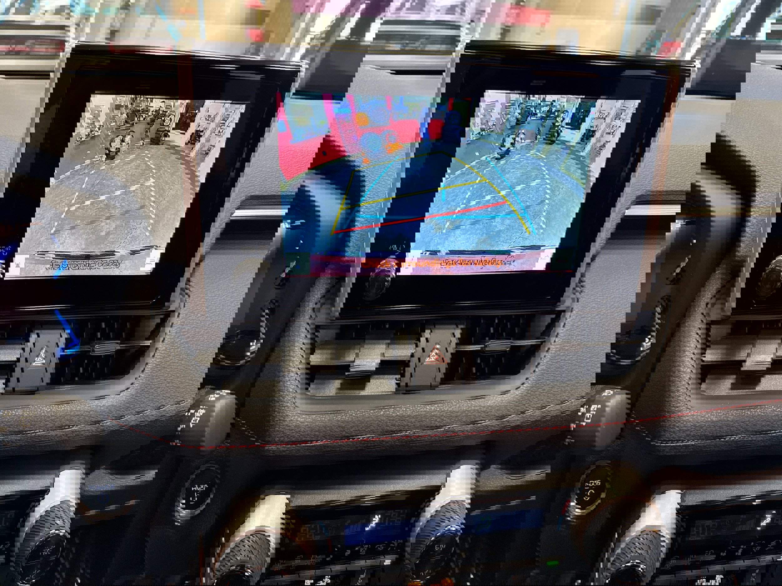 Used 2024 Toyota RAV4 SE w/ Weather & Moonroof Package image 41