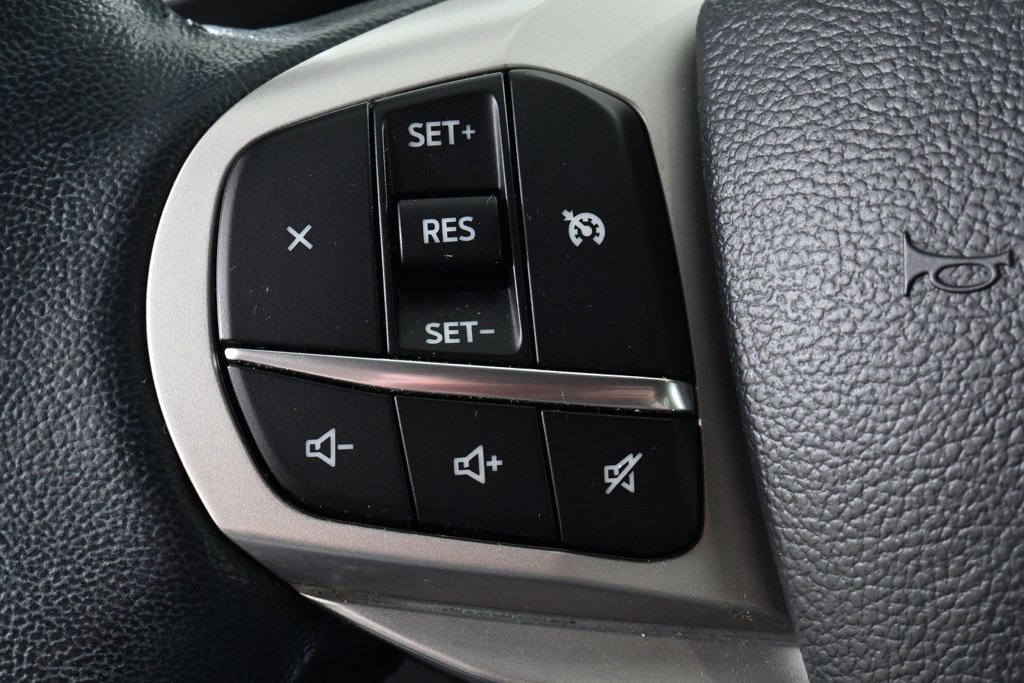 Used 2023 Ford Explorer XLT w/ Equipment Group 202A image 33