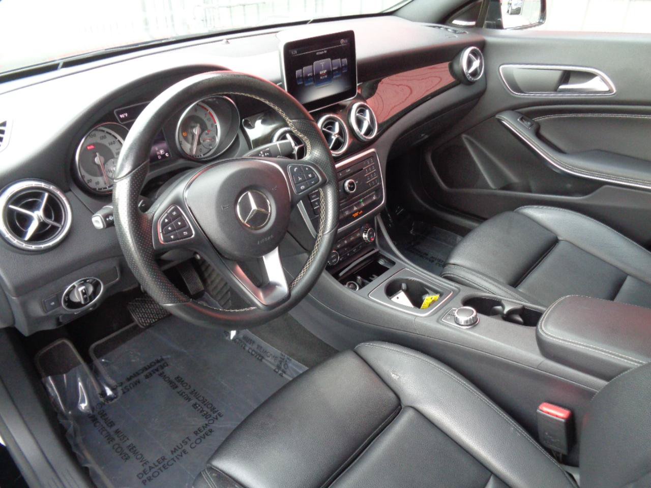 Used 2016 Mercedes-Benz CLA 250 4MATIC image 2