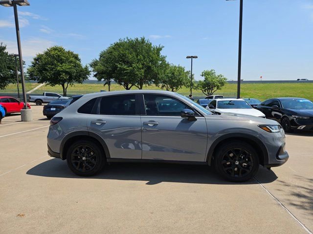 Used 2024 Honda HR-V Sport image 4