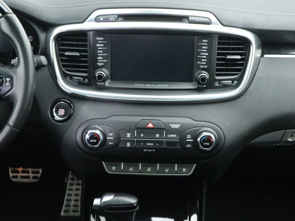 Used 2018 Kia Sorento SX image 14