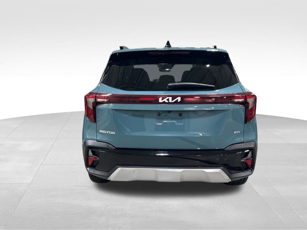 Certified 2025 Kia Seltos EX AWD/4WD image 33