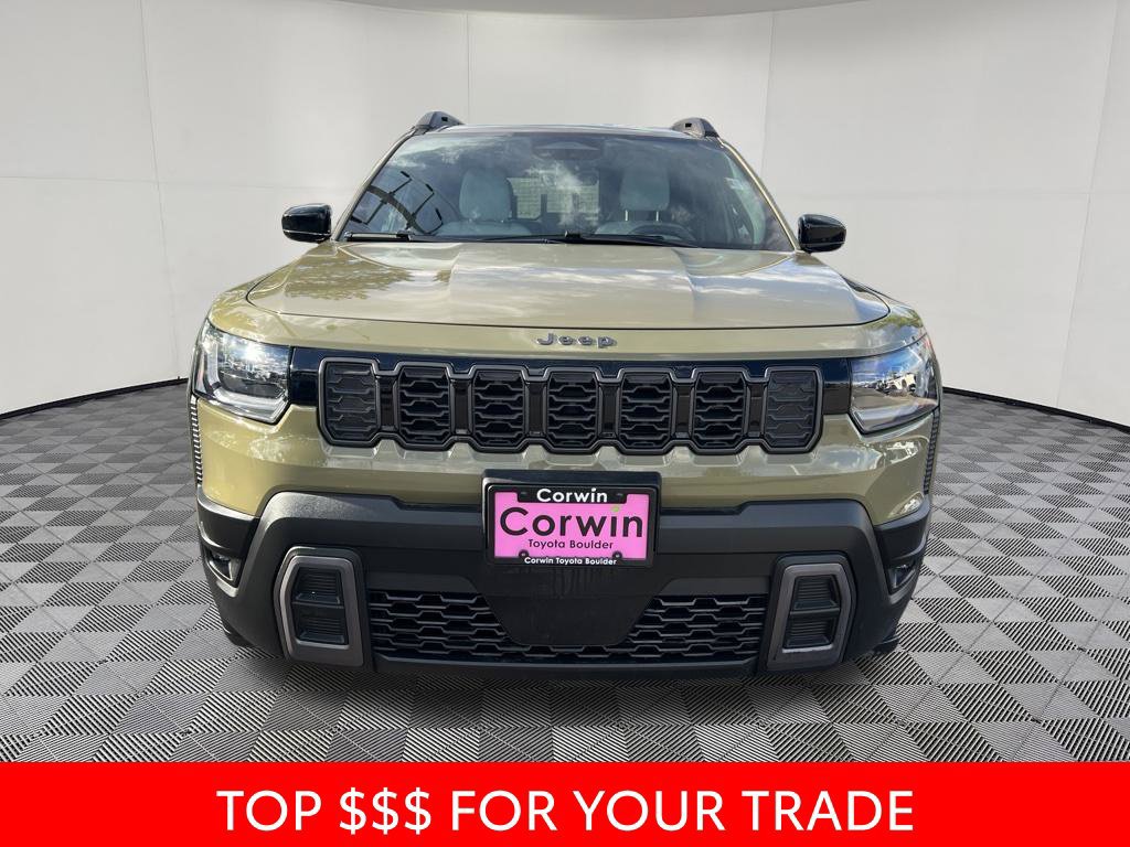 Used 2026 Jeep Cherokee Laredo AWD/4WD image 2
