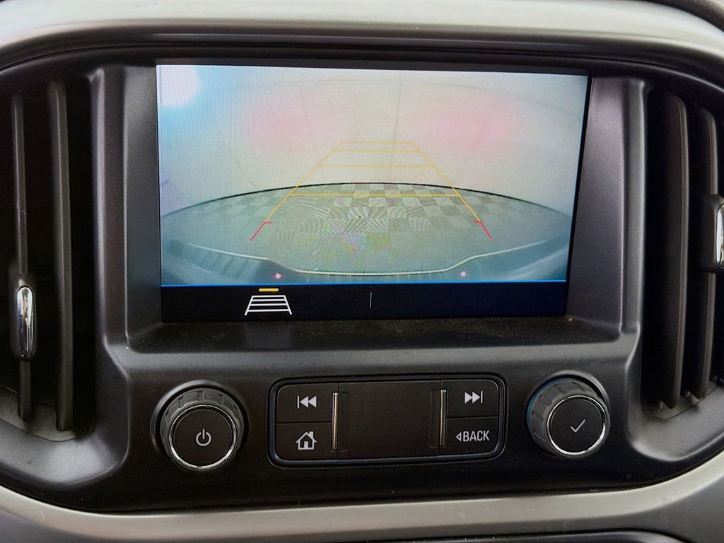 Used 2022 Chevrolet Colorado LT RWD image 16
