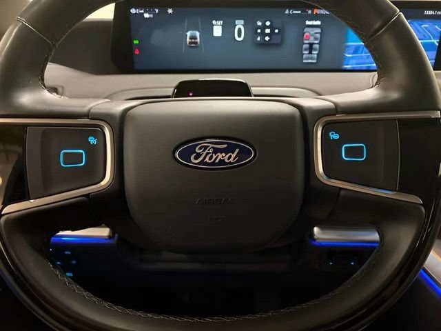 Used 2025 Ford Expedition Max Platinum AWD/4WD image 39