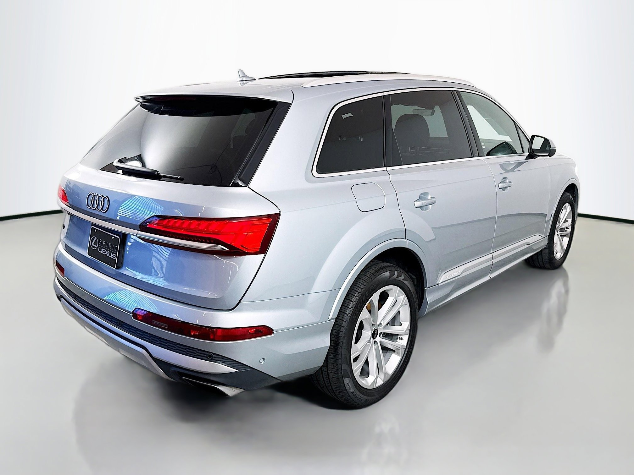 Used 2025 Audi Q7 3.0T Premium Plus image 7