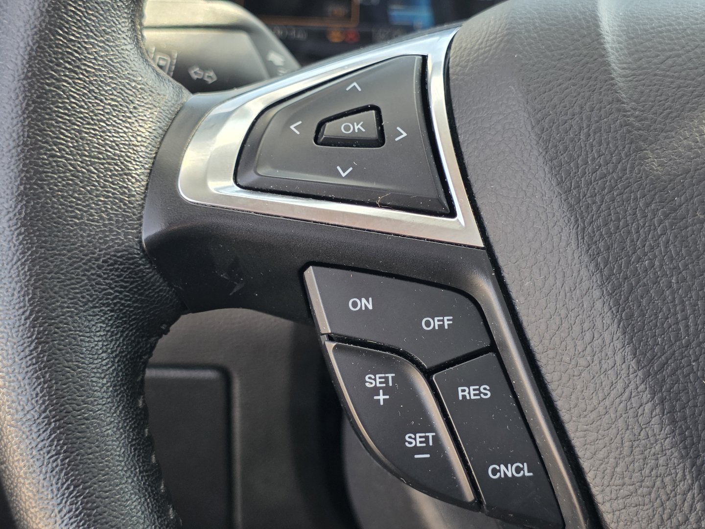Used 2021 Ford Edge SEL w/ Convenience Package AWD/4WD image 30