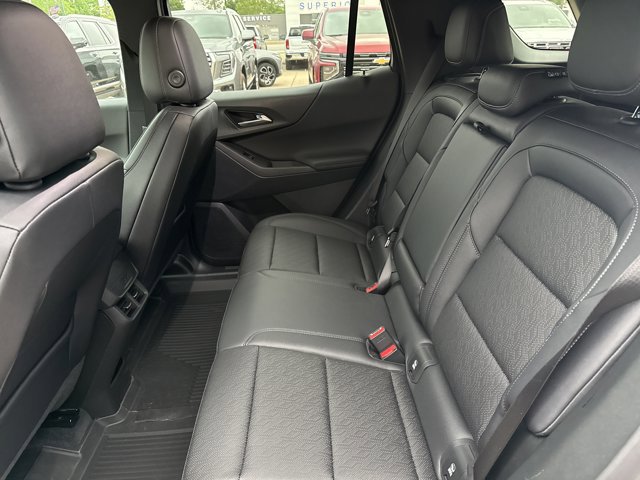 New 2026 Chevrolet Equinox LT w/ Convenience Package II FWD image 6