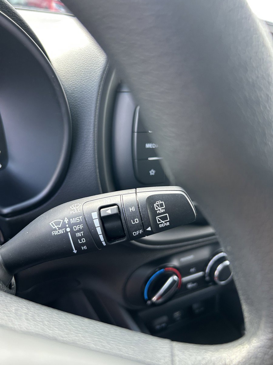 Used 2024 Kia Soul LX w/ Option Group 015 FWD image 29