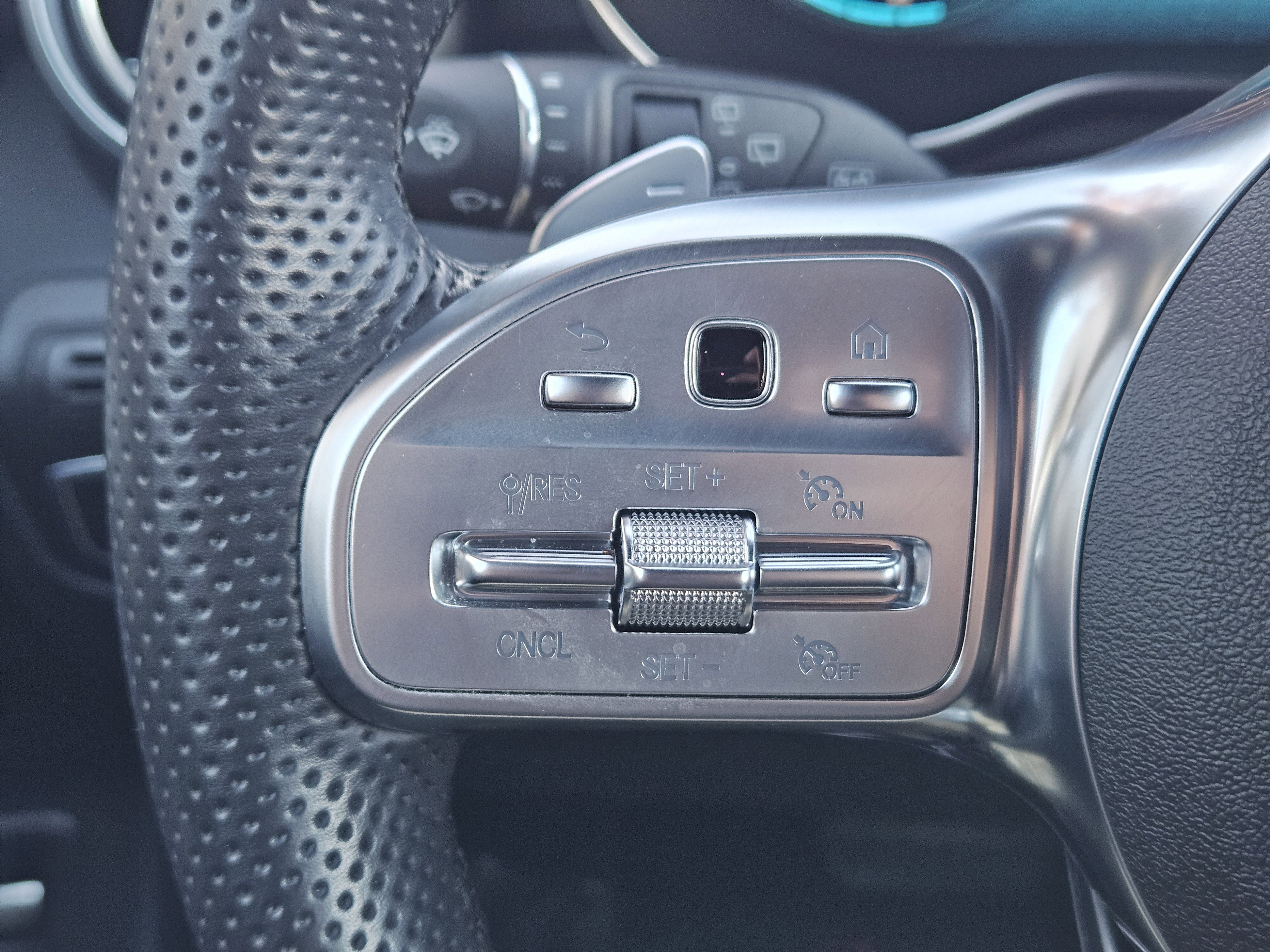 Certified 2022 Mercedes-Benz GLC 300 image 26