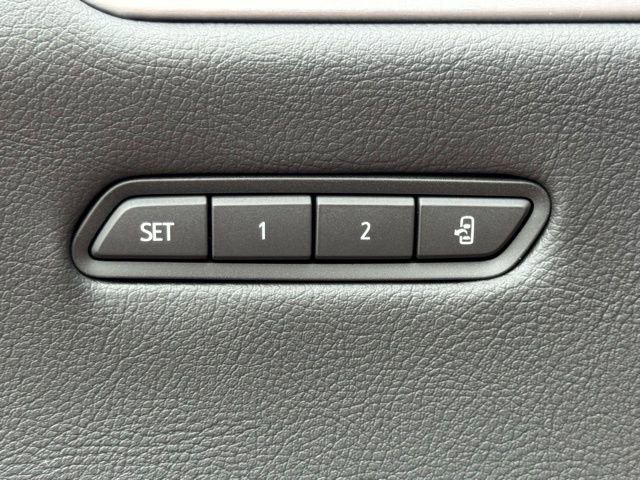 New 2025 Cadillac XT5 Premium Luxury w/ Technology Package image 17