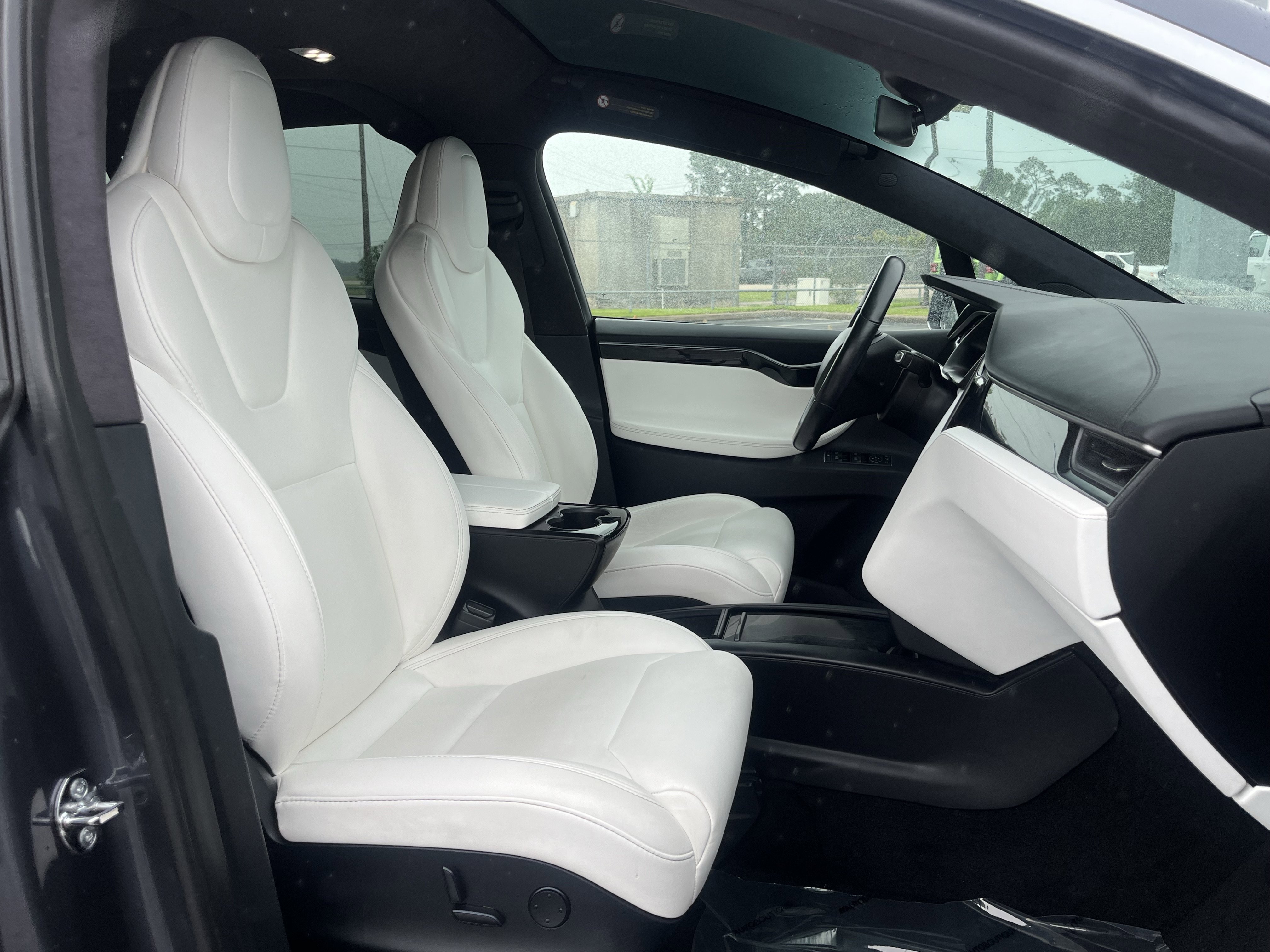 Used 2019 Tesla Model X 75D AWD/4WD image 29