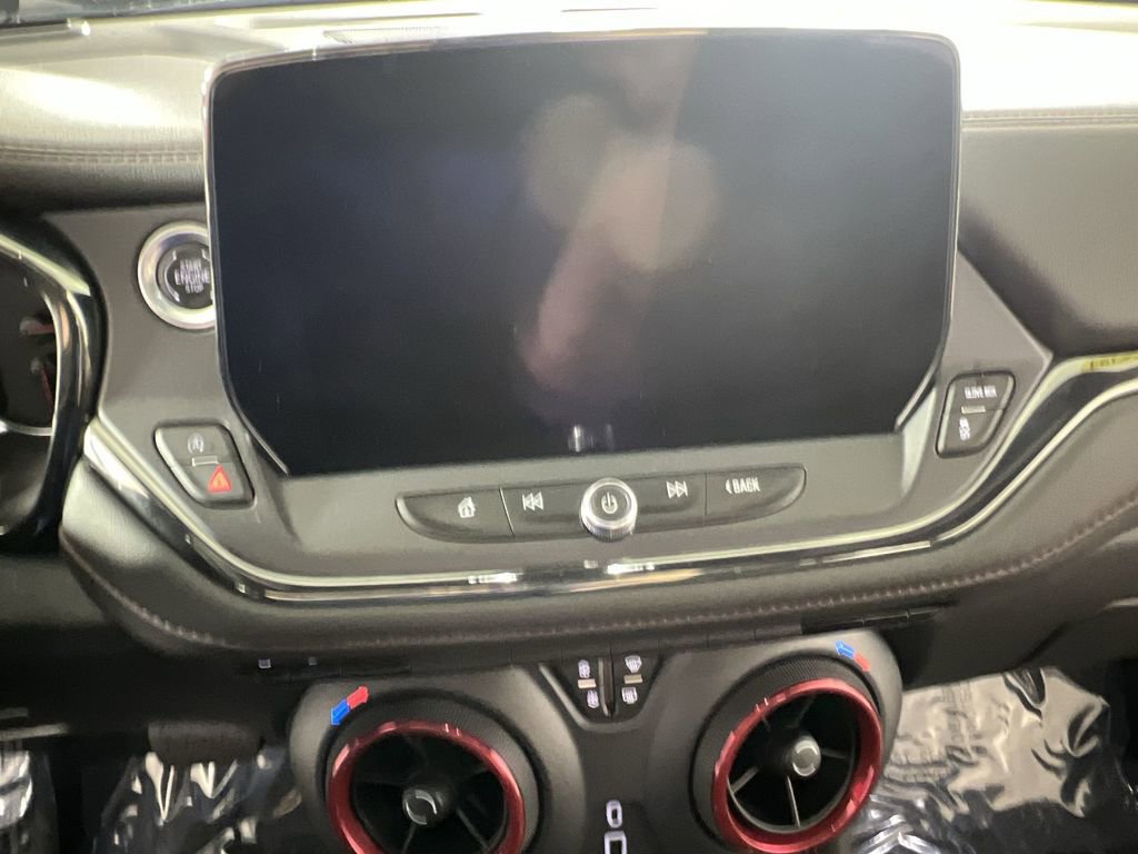 Used 2024 Chevrolet Blazer RS w/ Enhanced Convenience Package image 12