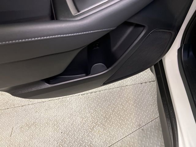 Certified 2025 Subaru Outback Limited image 62