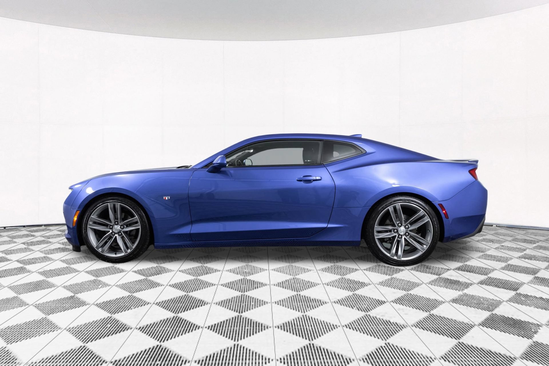 Used 2017 Chevrolet Camaro LT w/ RS Package RWD image 13