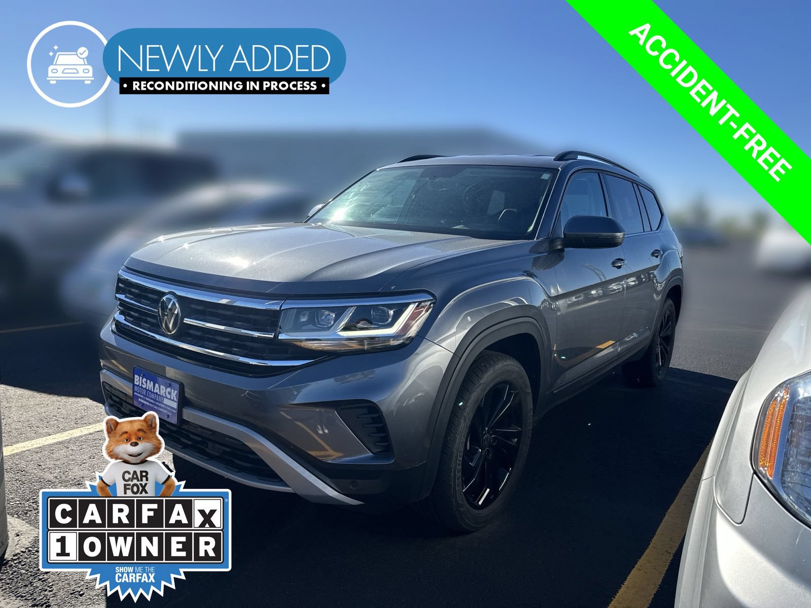 Used 2023 Volkswagen Atlas SE w/ Black Wheel Package