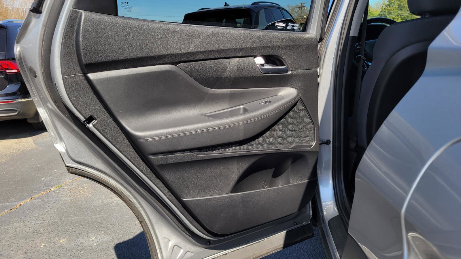 Used 2023 Hyundai Santa Fe SEL image 32