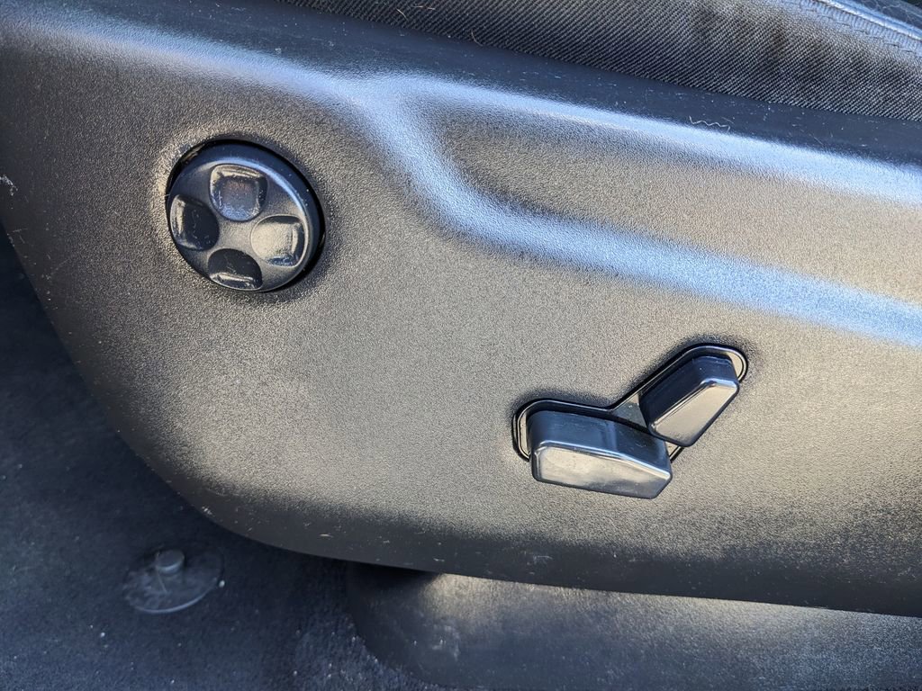 Used 2021 Jeep Grand Cherokee Laredo X image 47