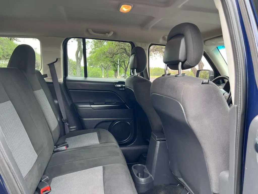 Used 2017 Jeep Patriot Latitude FWD image 26