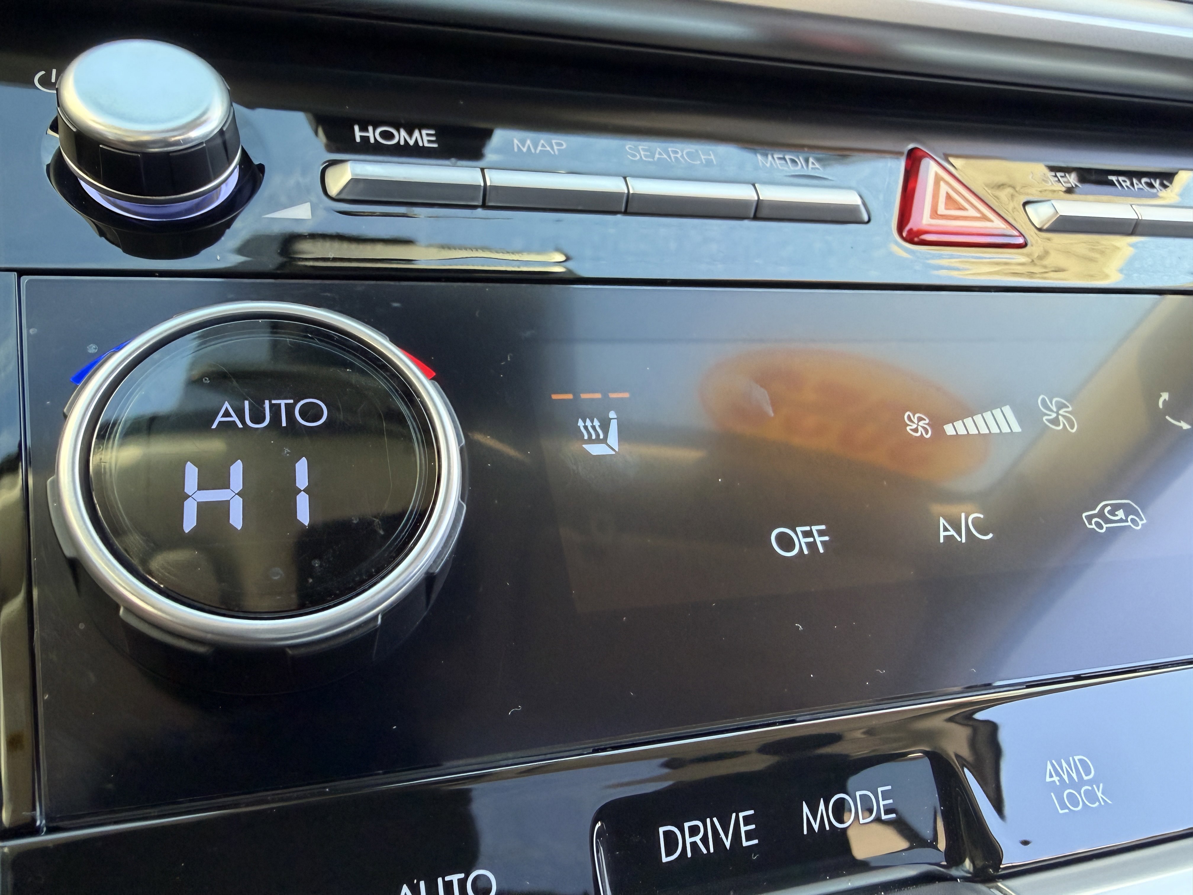 Used 2025 Hyundai Santa Fe XRT image 44