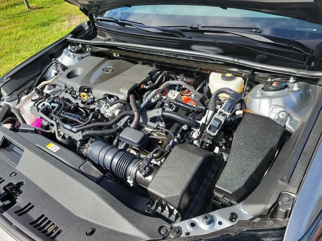 Used 2025 Toyota Camry LE FWD image 36