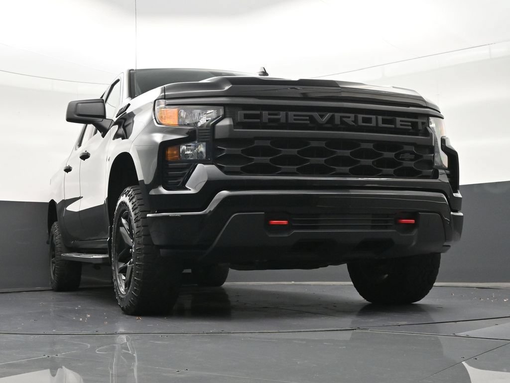 Used 2023 Chevrolet Silverado 1500 Custom Trail Boss w/ LPO, Dark Essentials Package AWD/4WD image 29