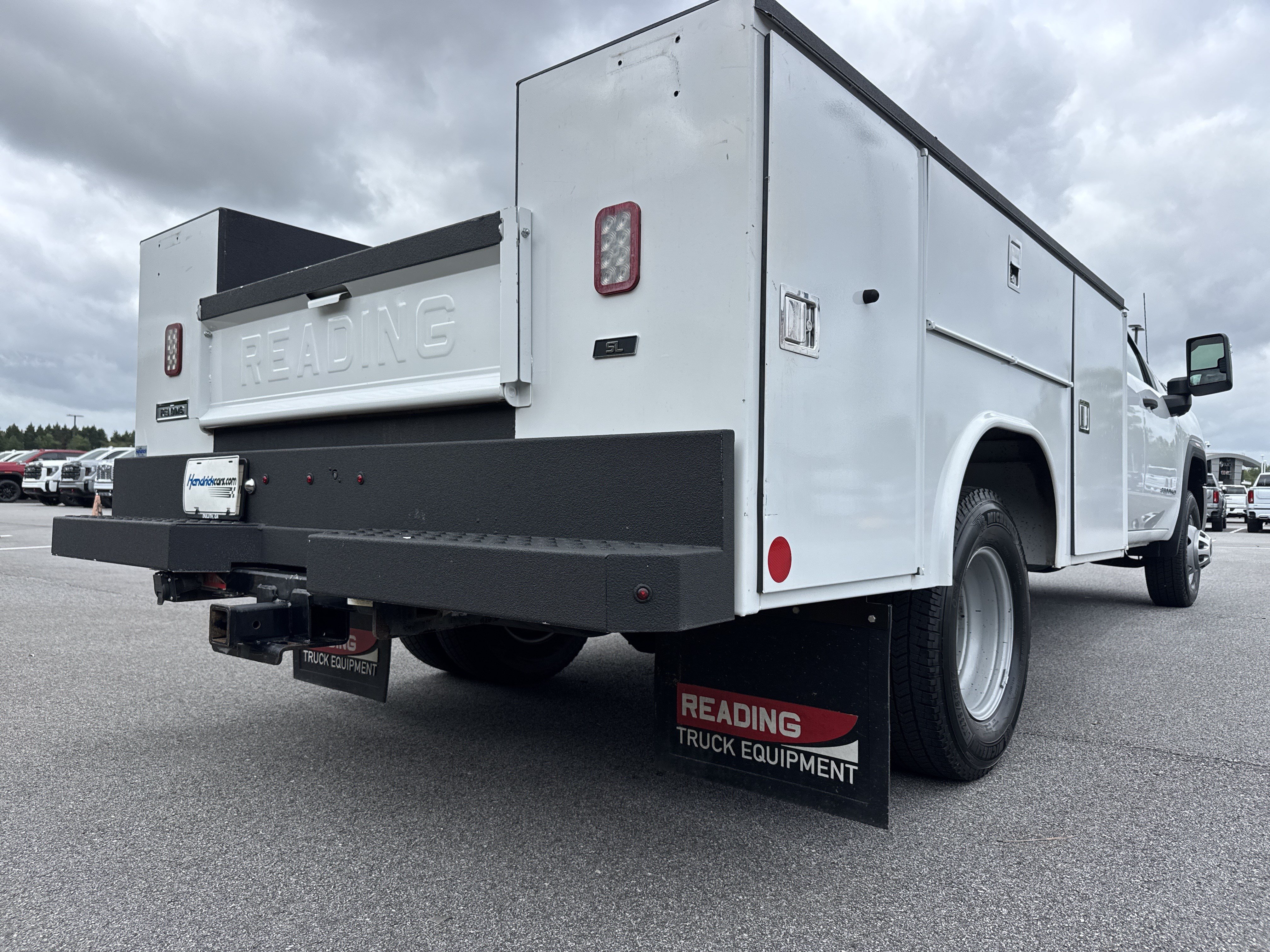 Used 2022 GMC Sierra 3500 Pro w/ Convenience Package RWD image 10